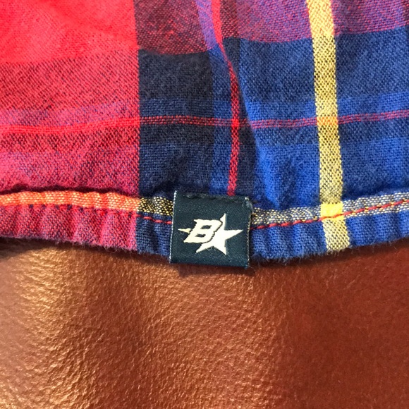 Plaid Long-sleeved collared button down shirt - Picture 4 of 5